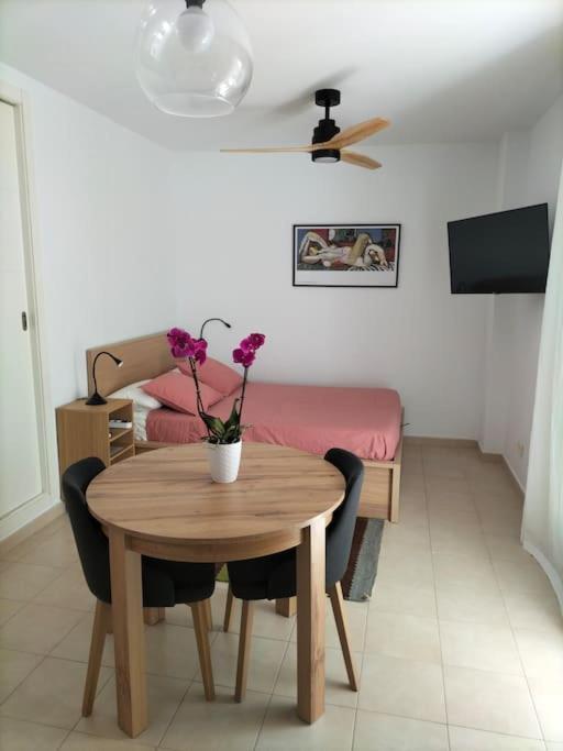 Estudio 52 Malaga Centrico Parking Gratuito Apartman Kültér fotó