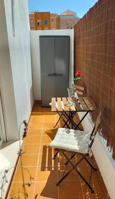 Estudio 52 Malaga Centrico Parking Gratuito Apartman Kültér fotó